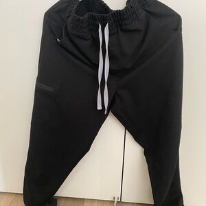 Figs high waisted Zamora scrub pant medium petite